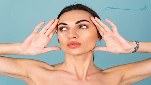 Tratamiento estético para ojeras realizado en Aurum Spa y Estética con atención en Ñuñoa y Vitacura.